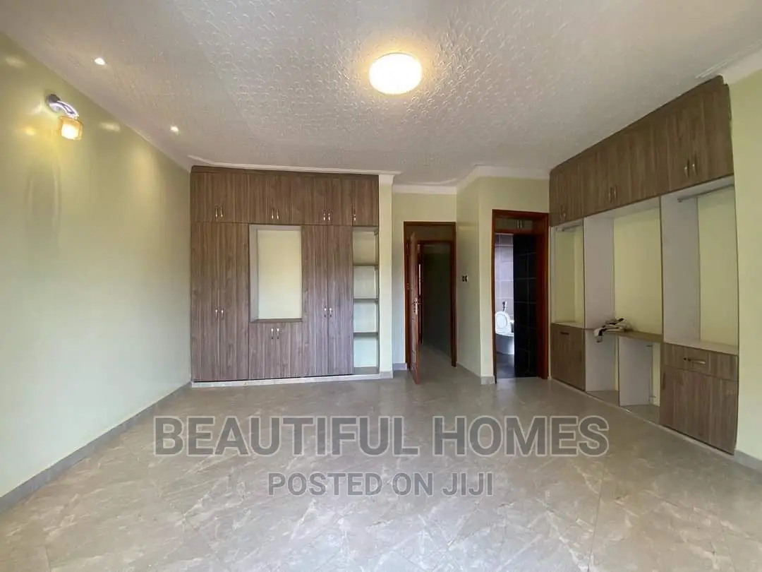 Furnished 2bdrm Block of Flats in Kyanja Corporate, Nakawa for sale in Nakawa