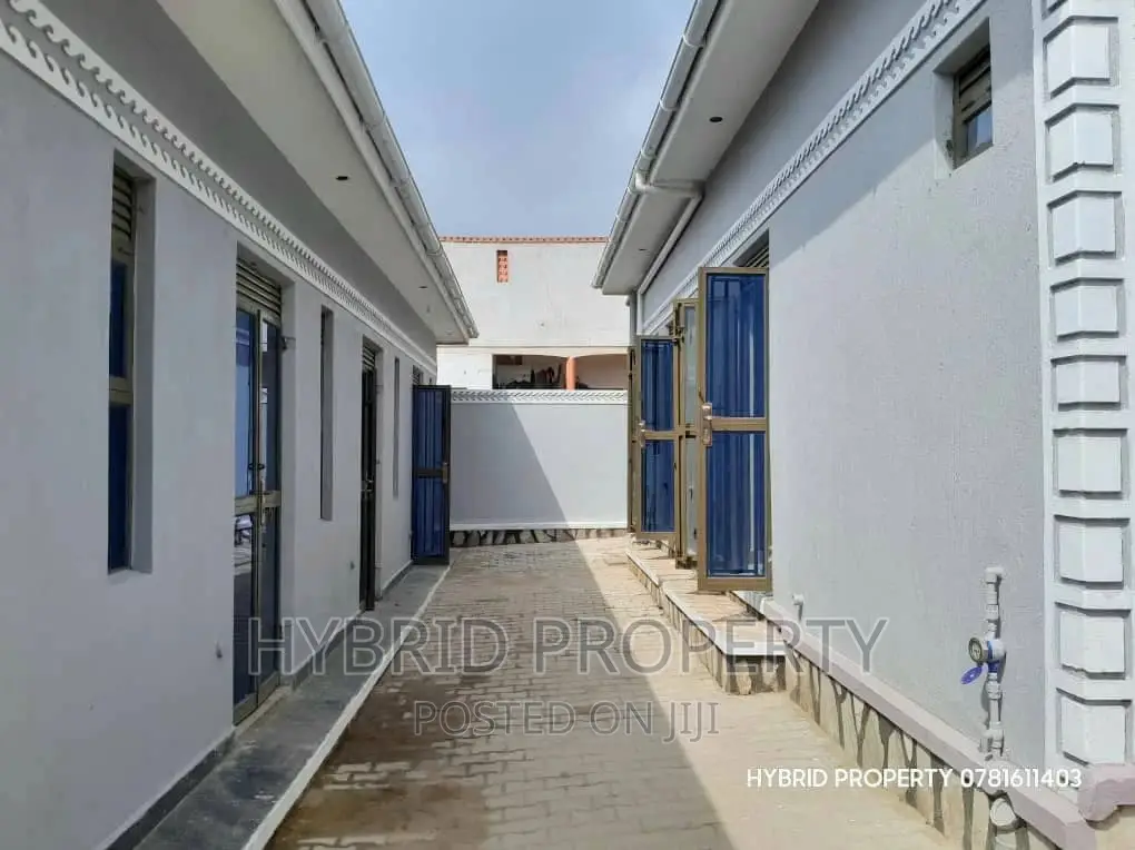 10bdrm Apartment in Kasubi Along, Rubaga for sale in Rubaga