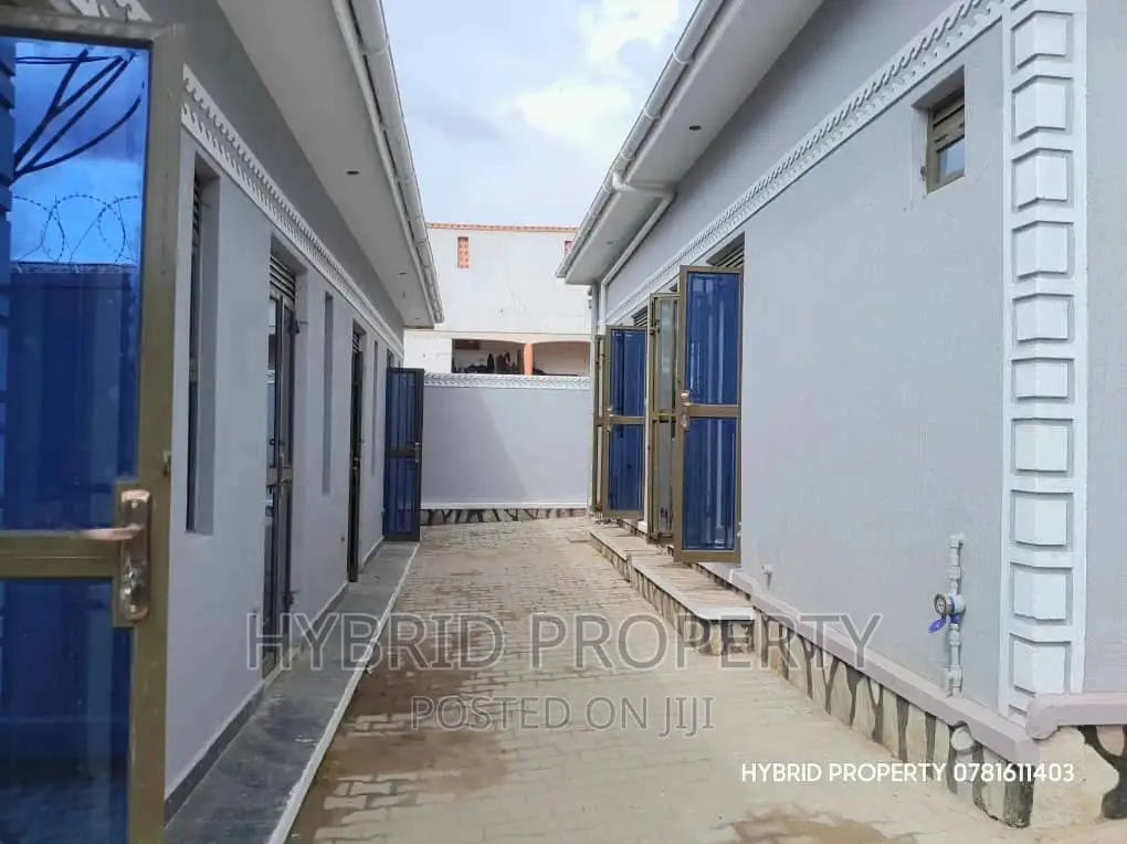 10bdrm Apartment in Kasubi Along, Rubaga for sale in Rubaga
