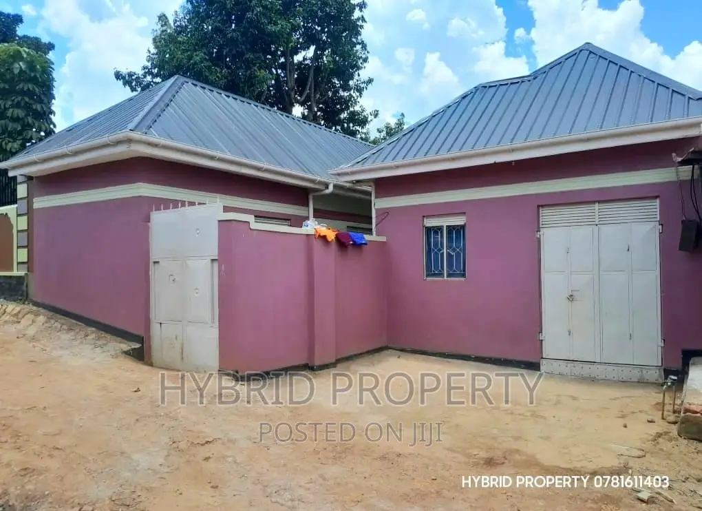 10bdrm Apartment in Kasubi Along, Rubaga for sale in Rubaga
