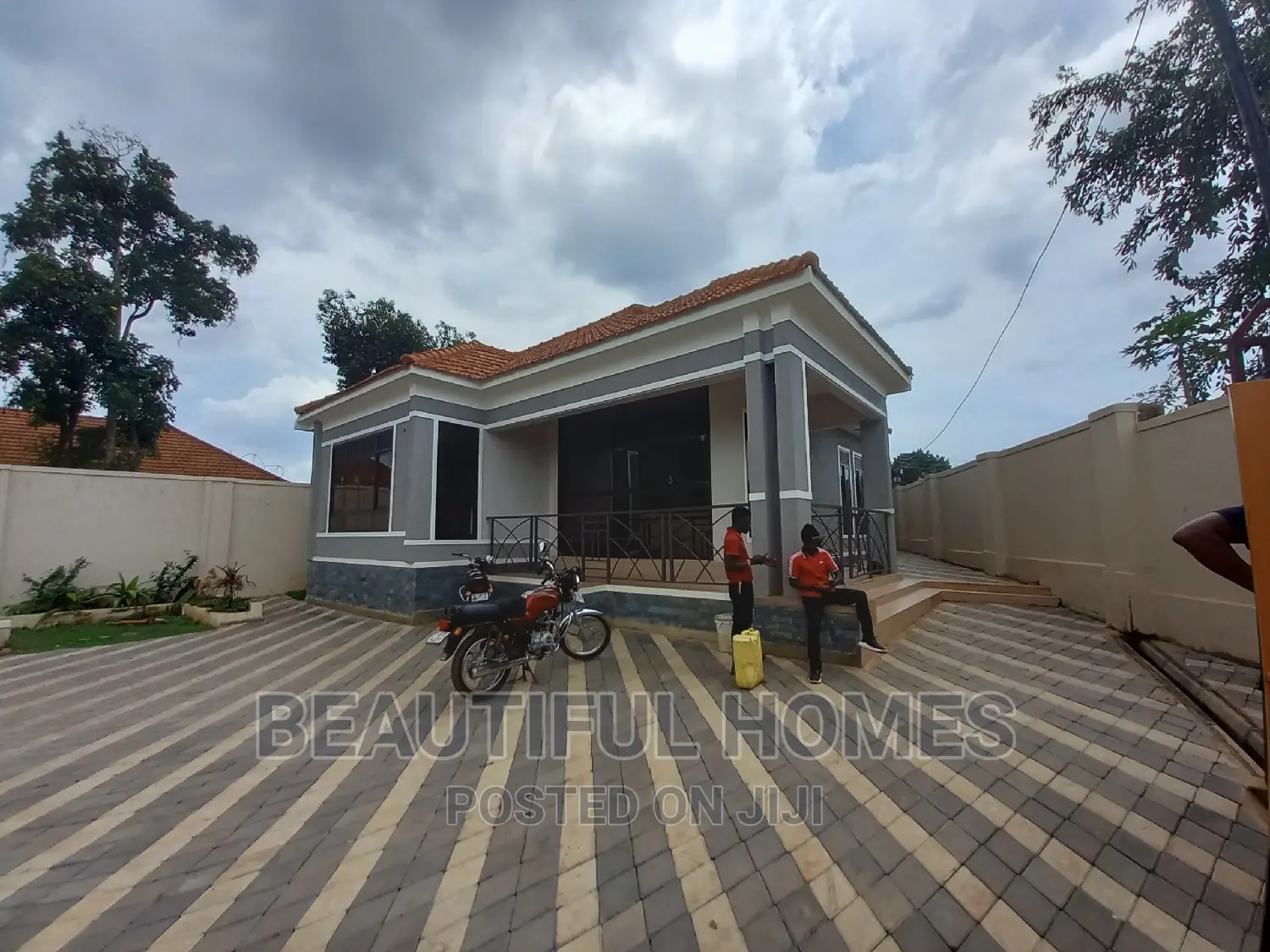 Furnished 4bdrm Bungalow in Kisaasi, Nakawa for sale in Nakawa