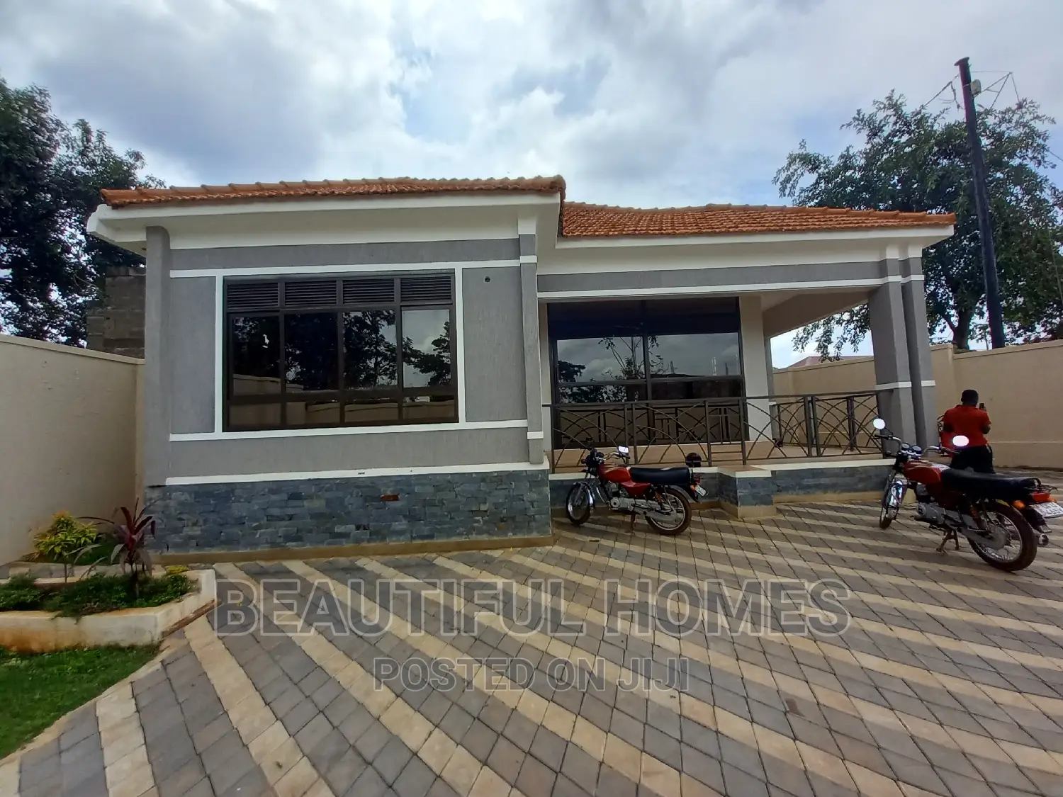 Furnished 4bdrm House in Kisaasi Corporate, Nakawa for sale in Nakawa