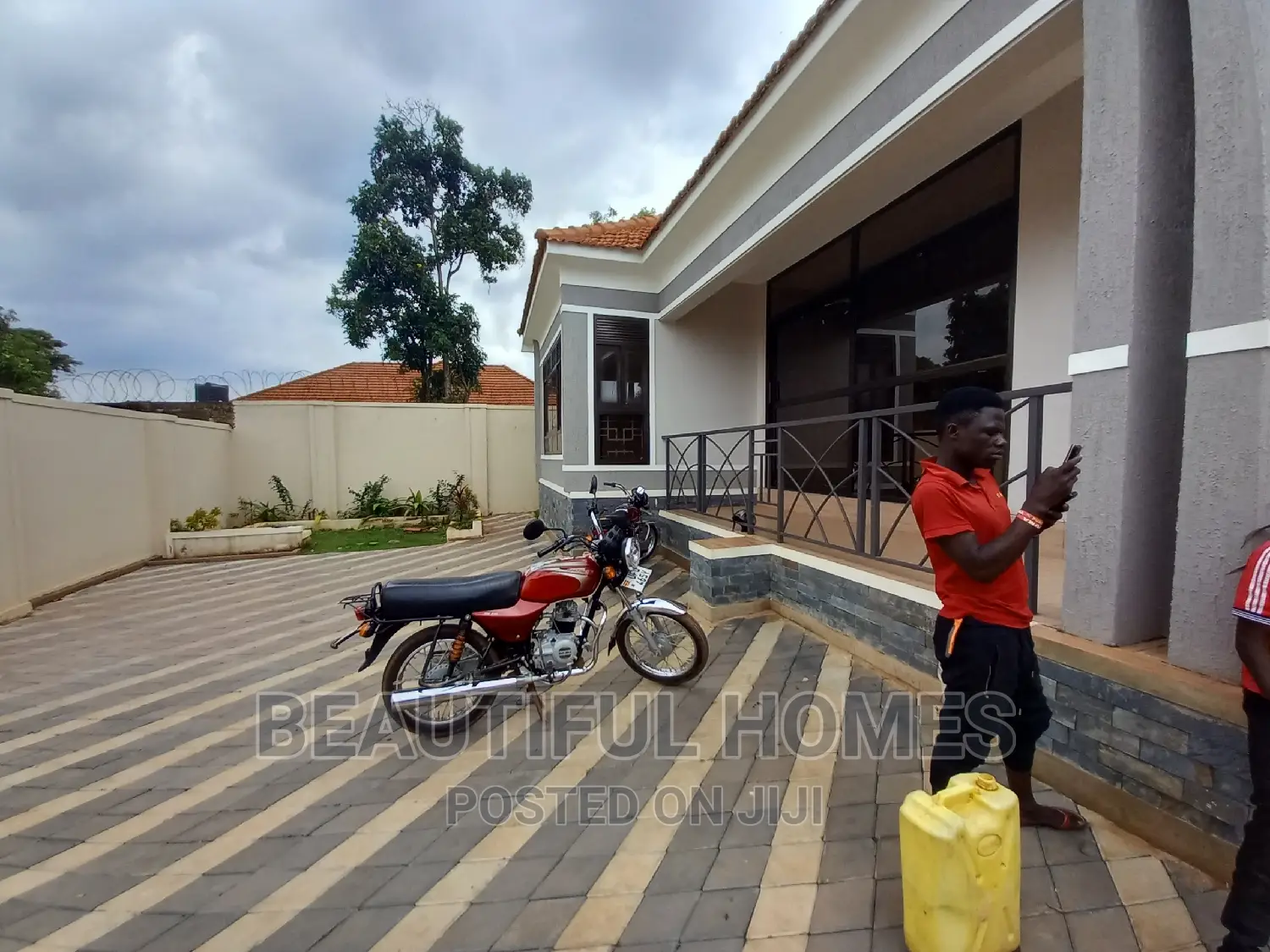 Furnished 4bdrm House in Kisaasi Corporate, Nakawa for sale in Nakawa