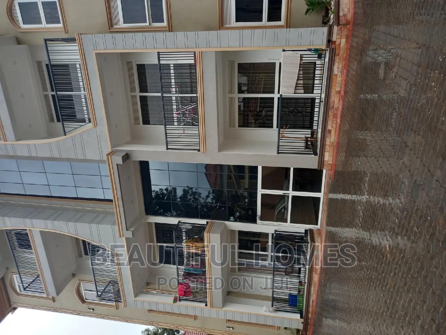 Furnished 2bdrm Apartment in Bunga Tarmack, Makindye for sale in Makindye