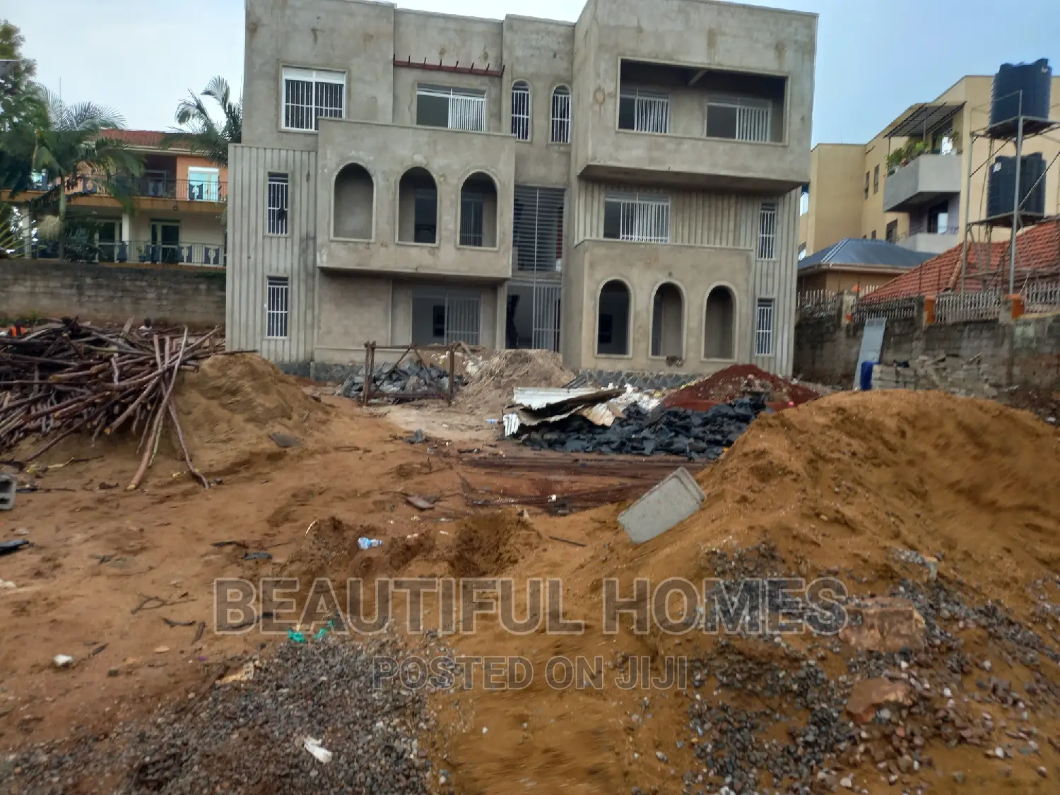 Furnished 1bdrm Apartment in Munyonyo Lake View, Makindye for sale in Makindye