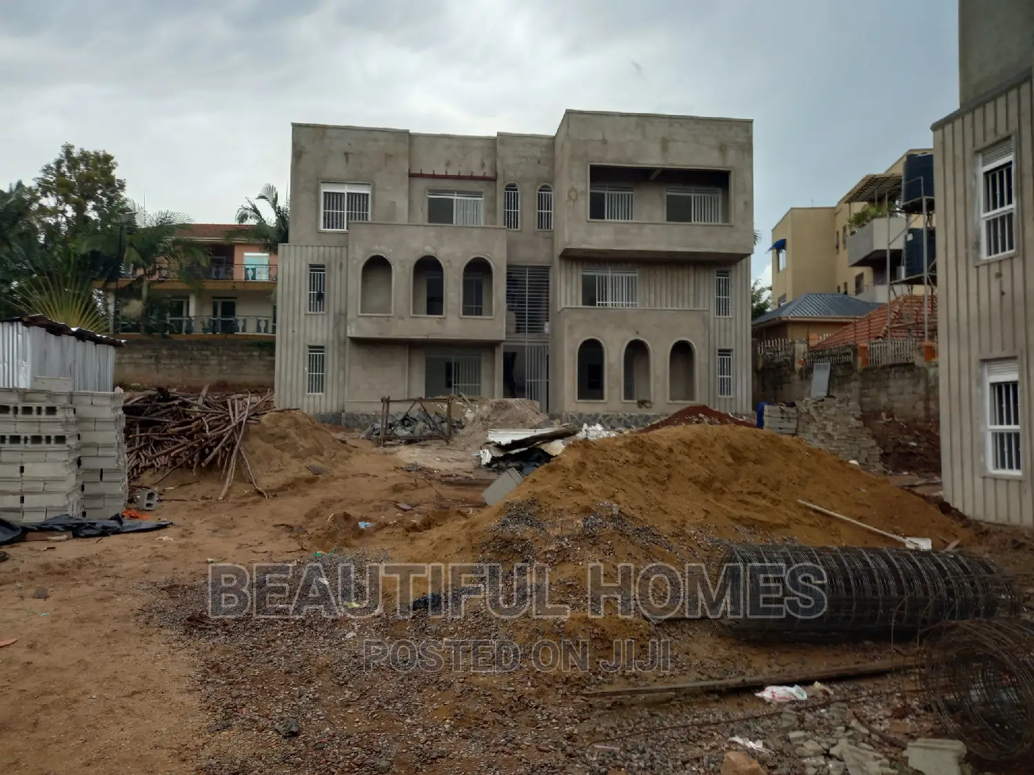 Furnished 1bdrm Apartment in Munyonyo Lake View, Makindye for sale in Makindye