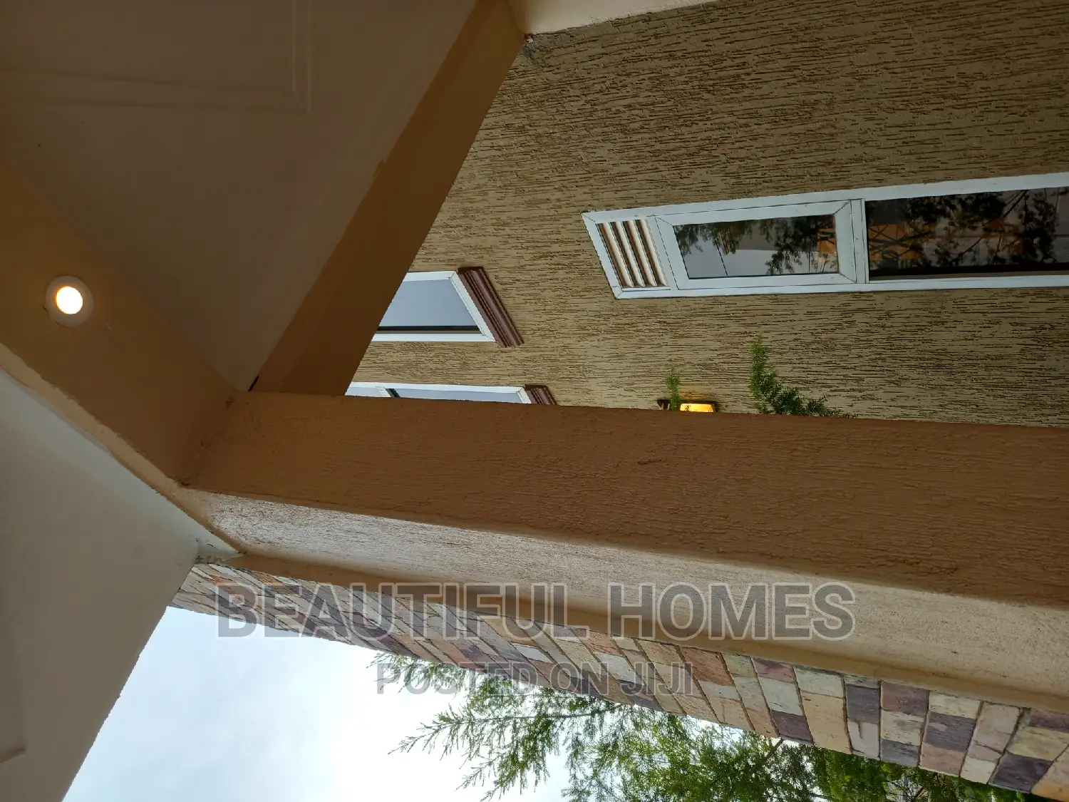 Furnished 4bdrm House in Kira Wealthy Estate for sale in Kira