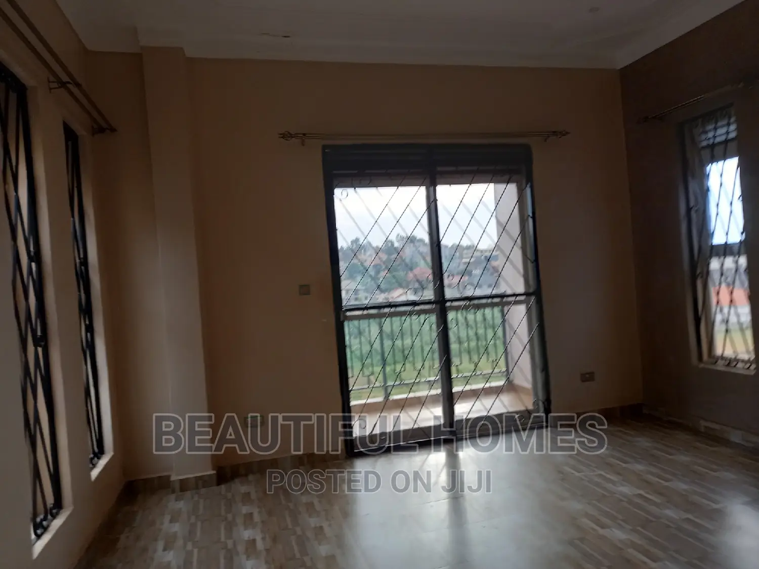 Furnished 4bdrm Maisonette in Kira High End for sale in Kira