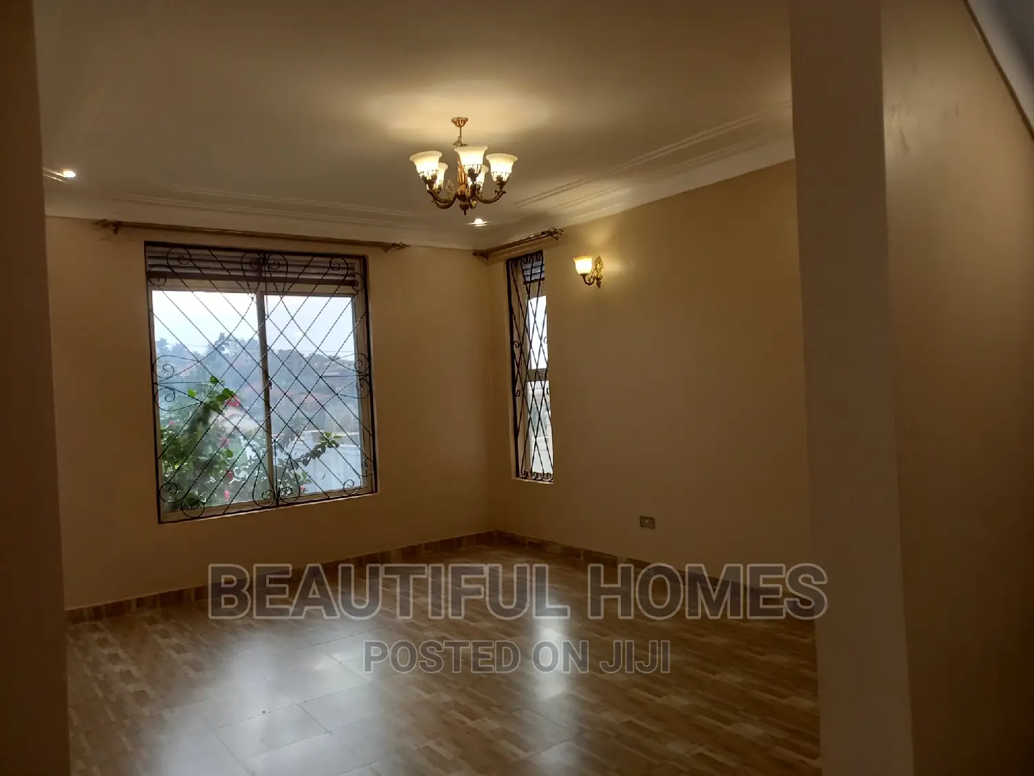 Furnished 4bdrm Duplex in Kira for sale in Kira