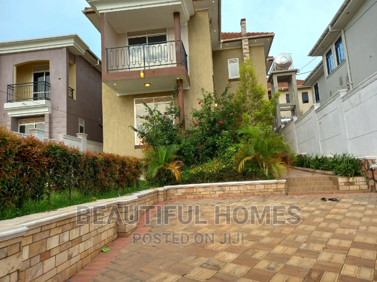 Furnished 4bdrm Duplex in Kira for sale in Kira