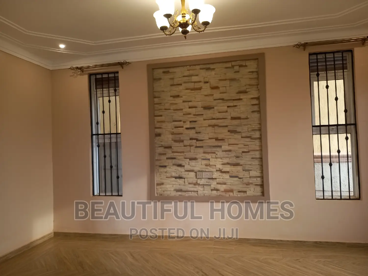 Furnished 4bdrm Duplex in Kira Ministers for sale in Kira