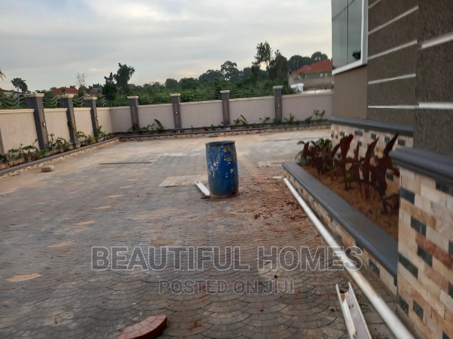 Furnished 4bdrm House in Kira Ministers for sale in Kira
