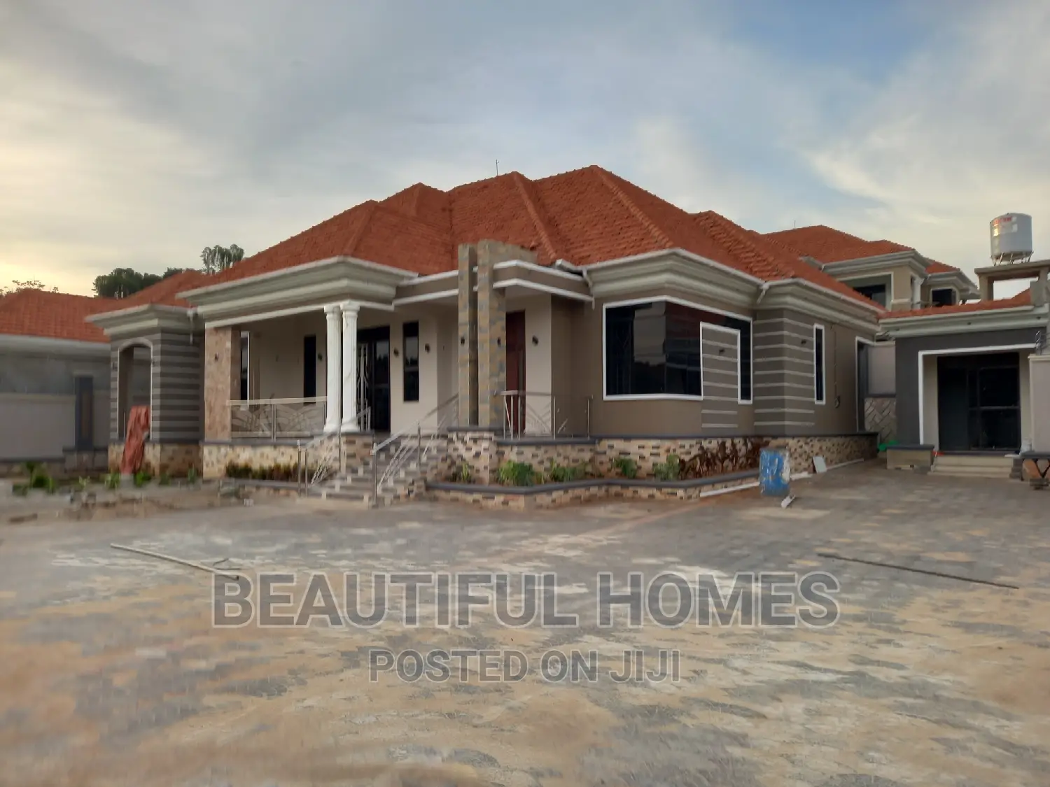 Furnished 4bdrm House in Kira Planned for sale in Kira