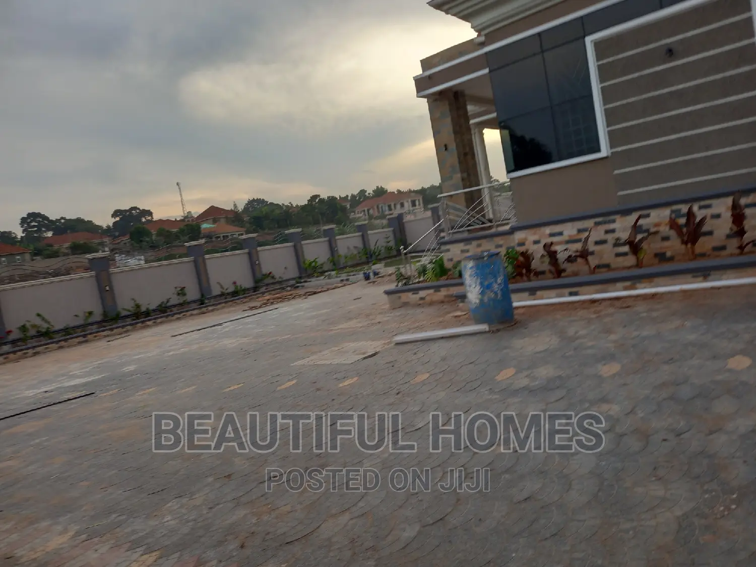 Furnished 4bdrm House in Kira Planned for sale in Kira