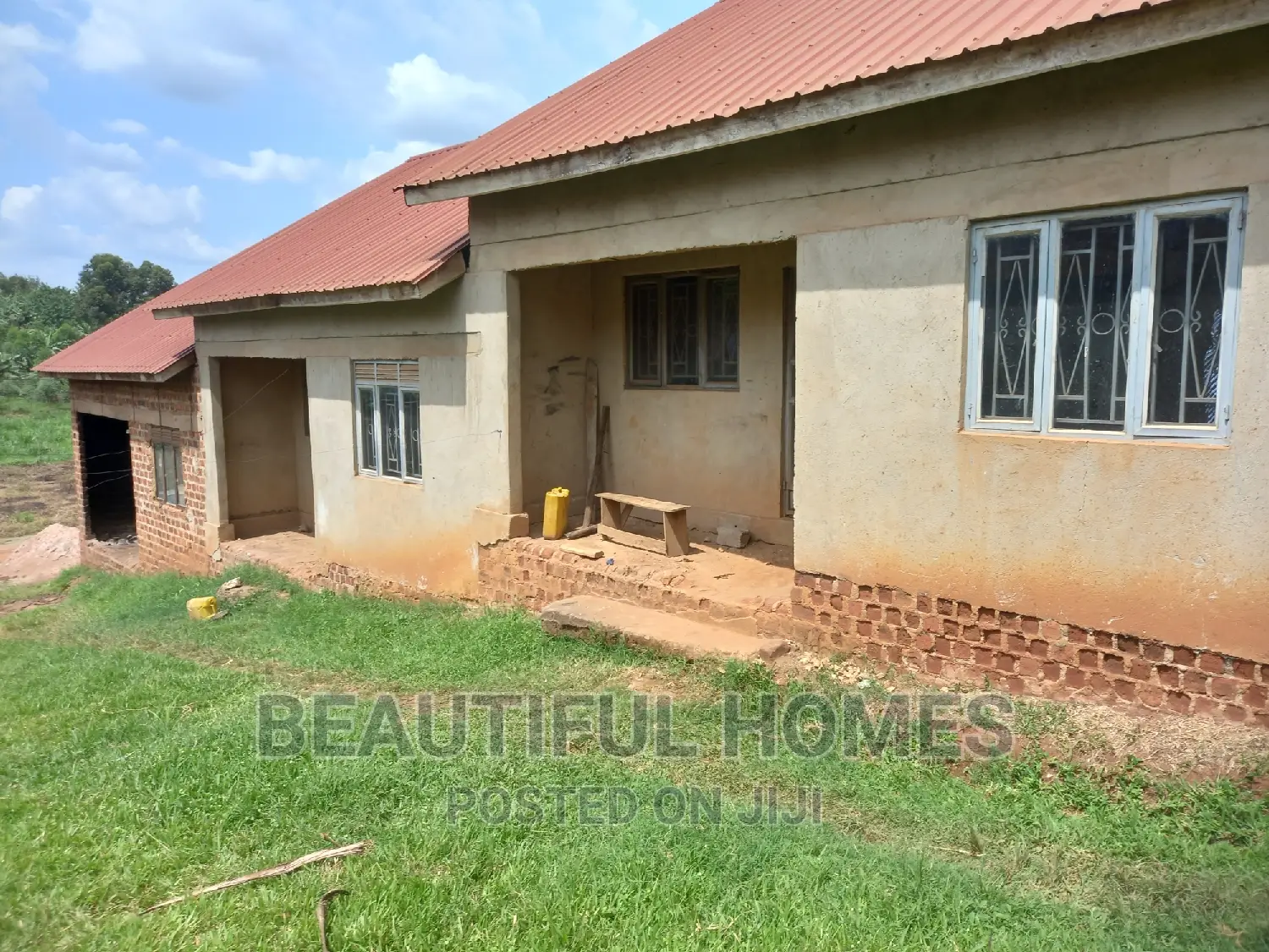 Furnished 2bdrm Apartment in Kira All Tarmack for sale in Kira
