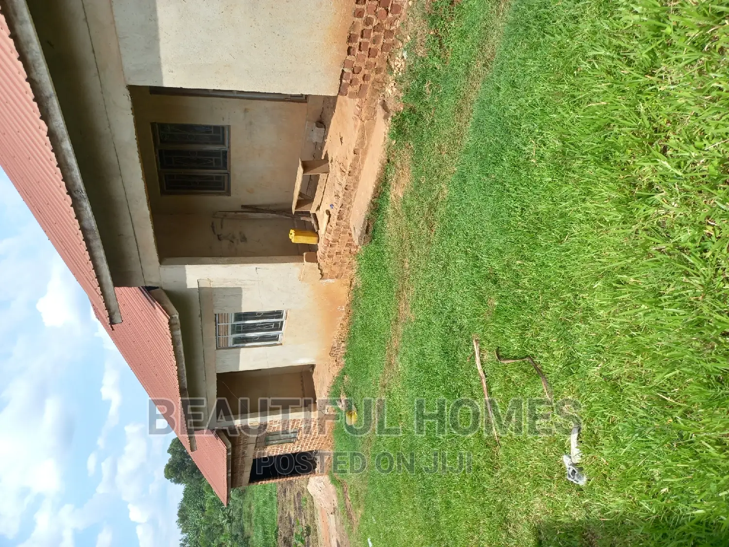 Furnished 2bdrm Apartment in Kira All Tarmack for sale in Kira