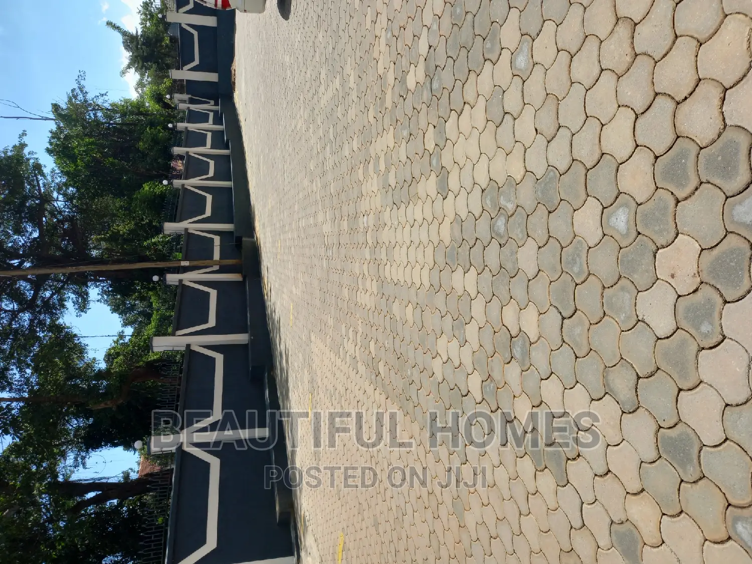 Furnished 2bdrm Condo in Kireka Corporate, Nakawa for sale in Nakawa