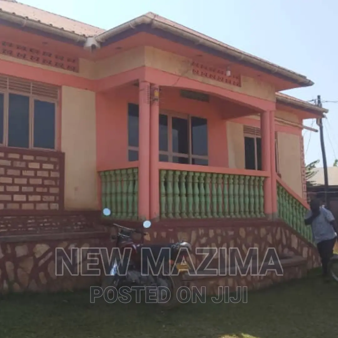 2bdrm House in Kawempe Kawanda, Central Division for sale in Central Division