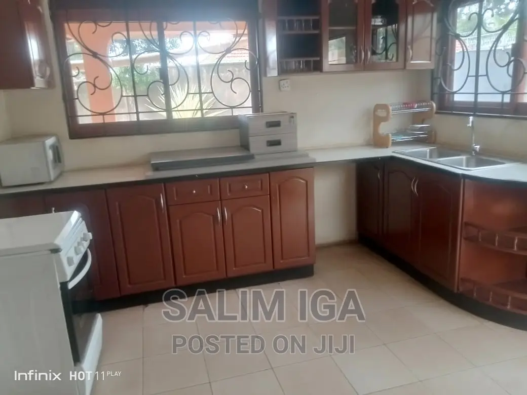 3bdrm Bungalow in Kololo Property, Central Division for rent in Central Division