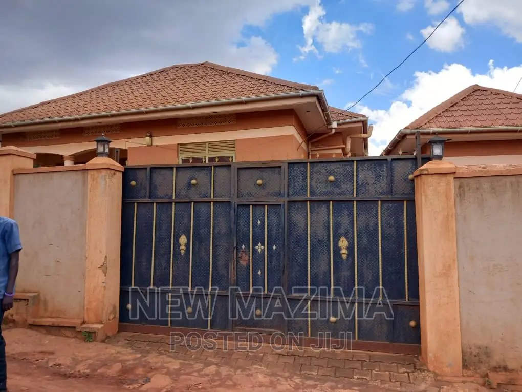 2bdrm House in Munyonyo, Division A for sale in Division A