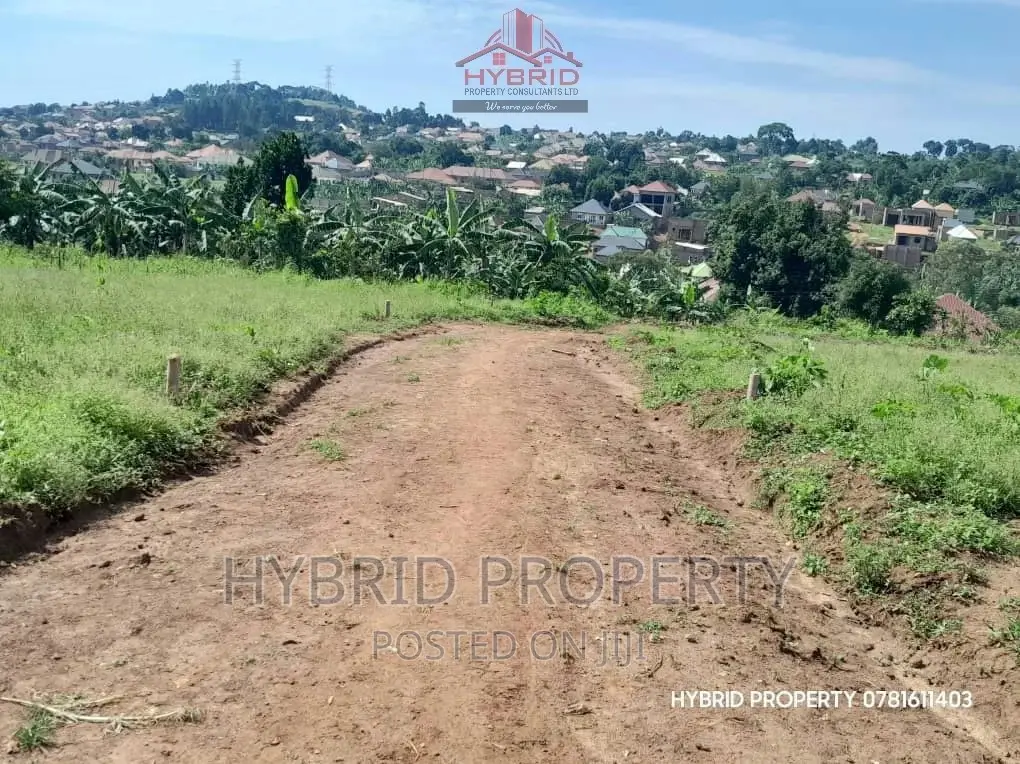 Prime Plots for Sale at Kayunga~Wakiso Estate~Hoima Road II. in Wakiso / Wakiso