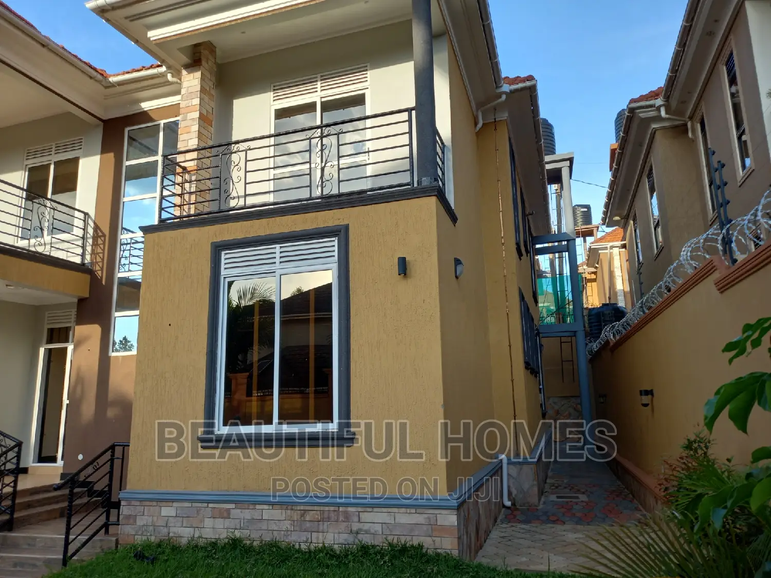 Furnished 7bdrm Mansion in Kira Ministers for sale in Kira