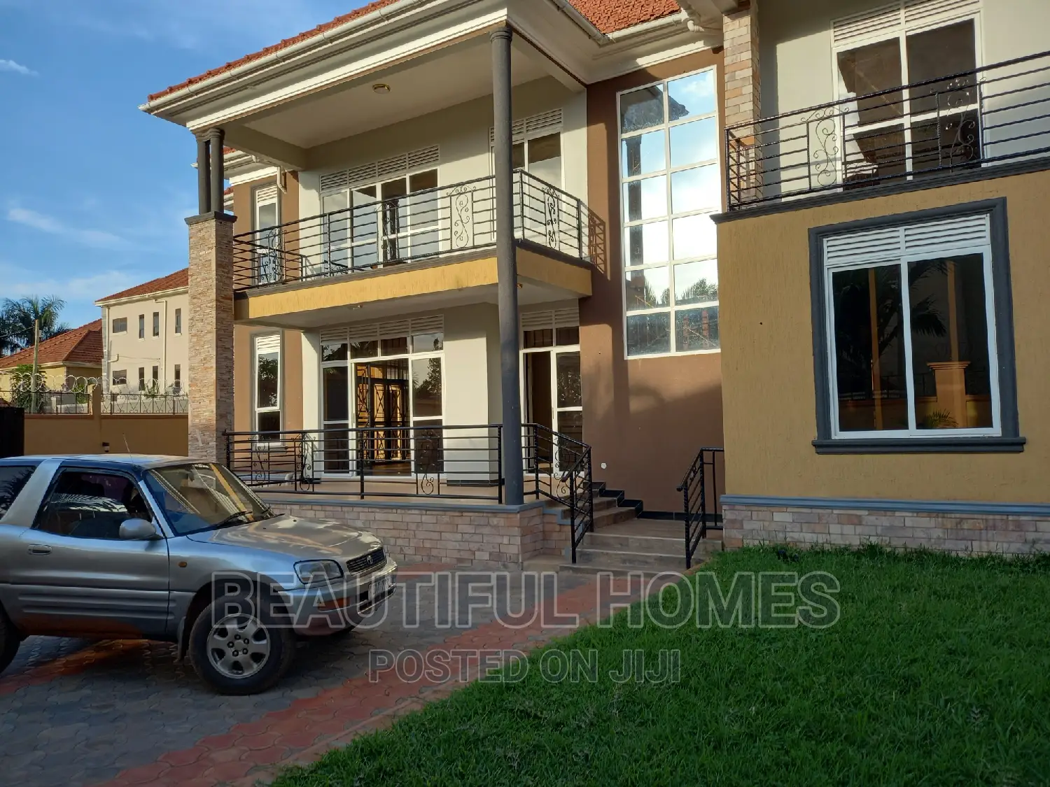 Furnished 7bdrm Duplex in Kira for sale in Kira