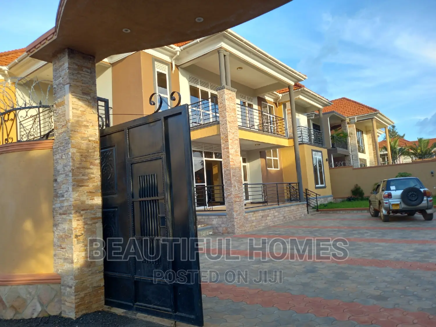 Furnished 7bdrm Duplex in Kira for sale in Kira