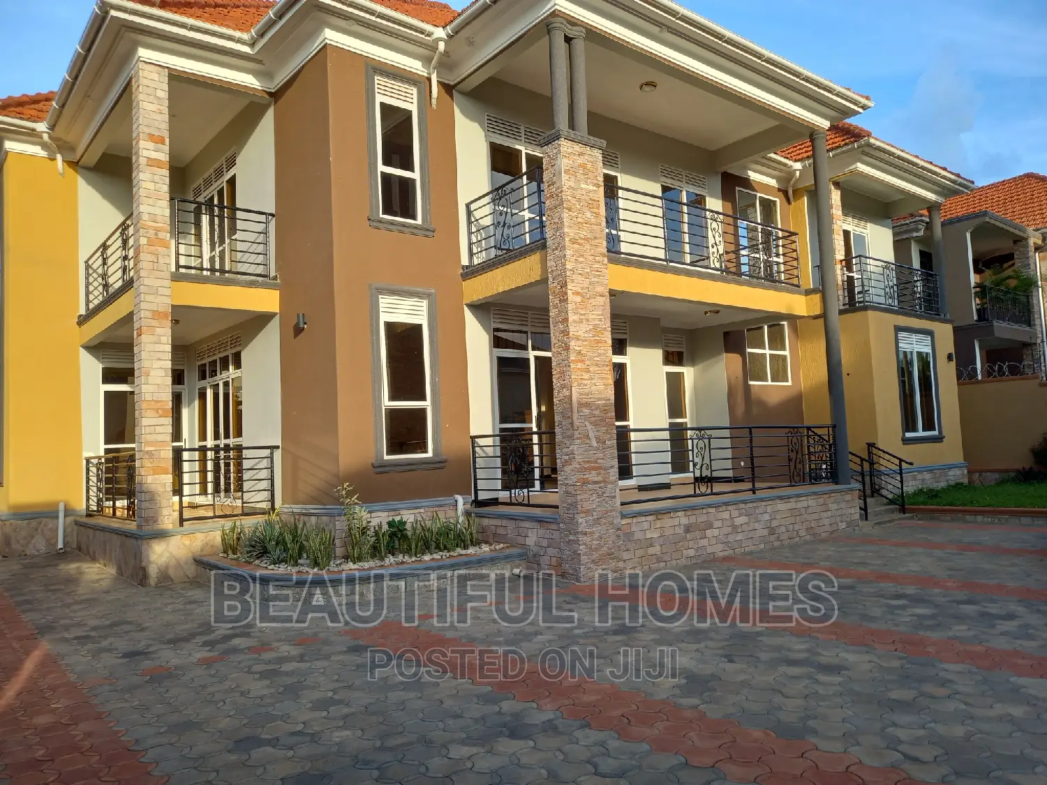 Furnished 7bdrm House in Kira Ministers for sale in Kira