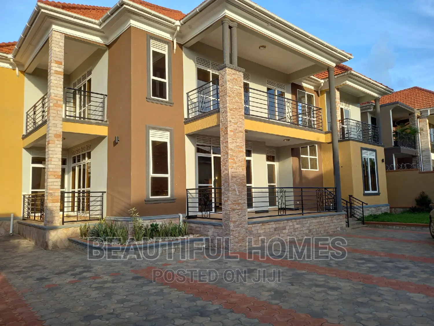 Furnished 7bdrm House in Kira Ministers for sale in Kira