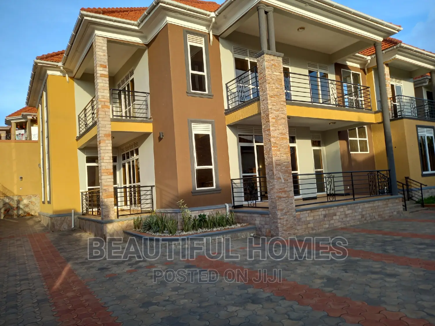 Furnished 7bdrm House in Kira Posh for sale in Kira