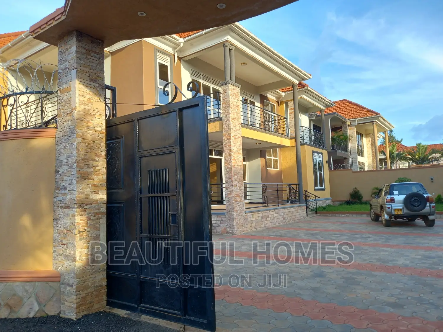 Furnished 7bdrm Mansion in Kira for sale in Kira