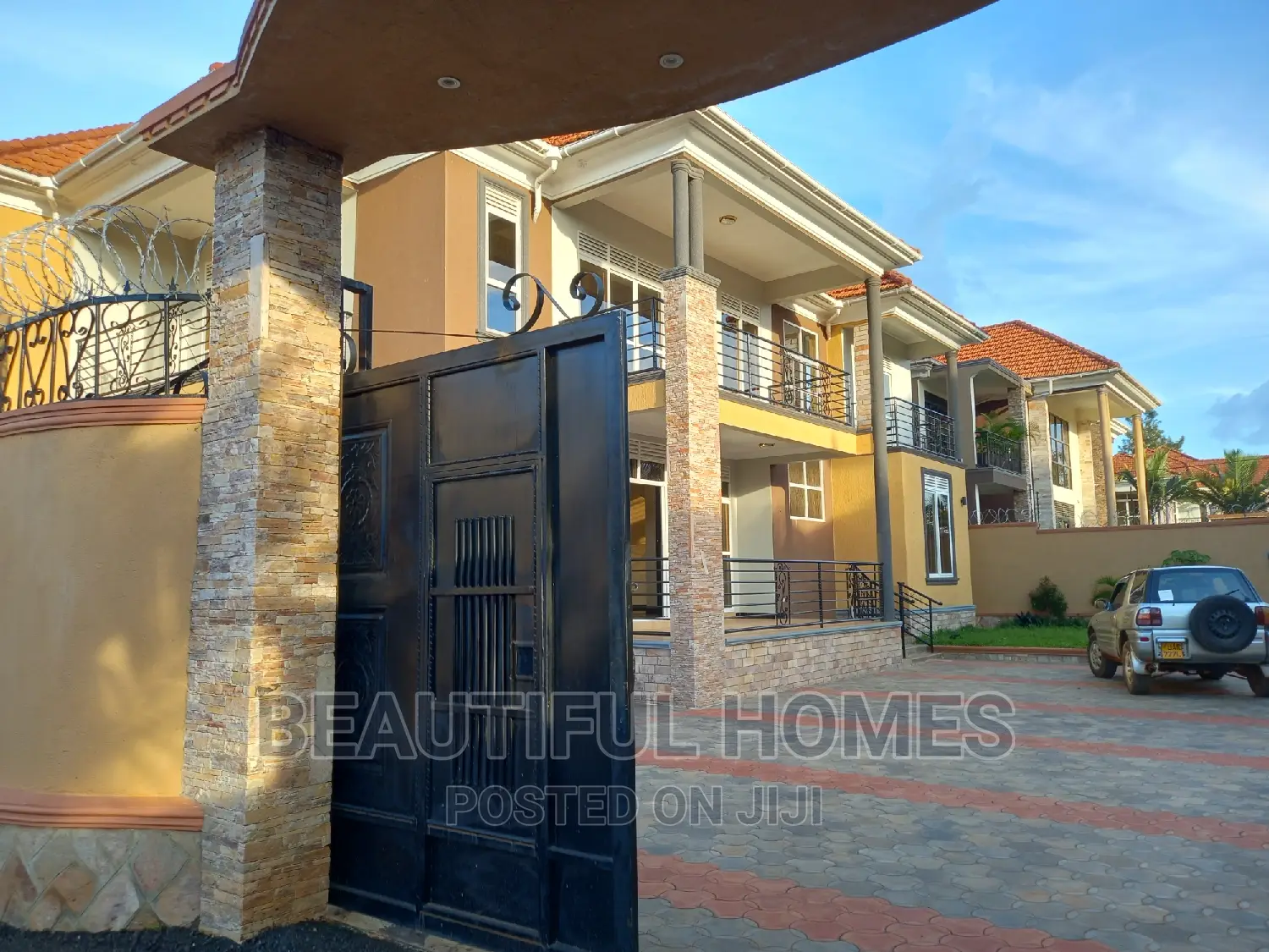 Furnished 7bdrm Mansion in Kira for sale in Kira