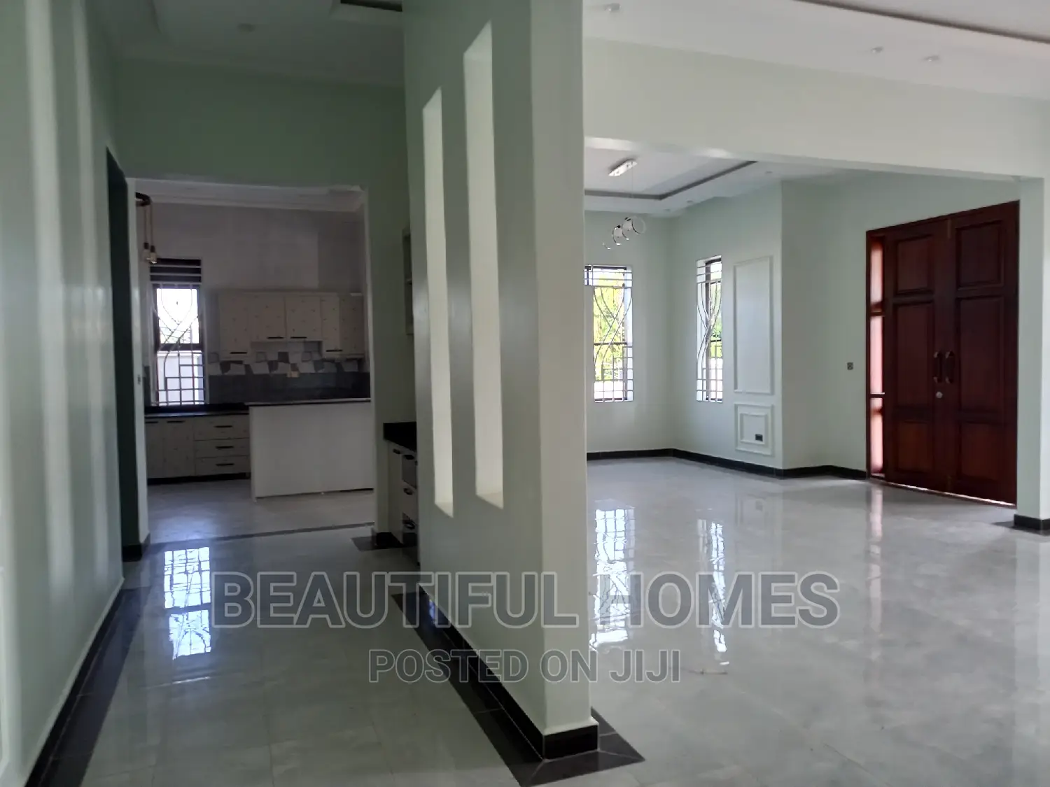 Furnished 5bdrm Bungalow in Kira Ministers for sale in Kira