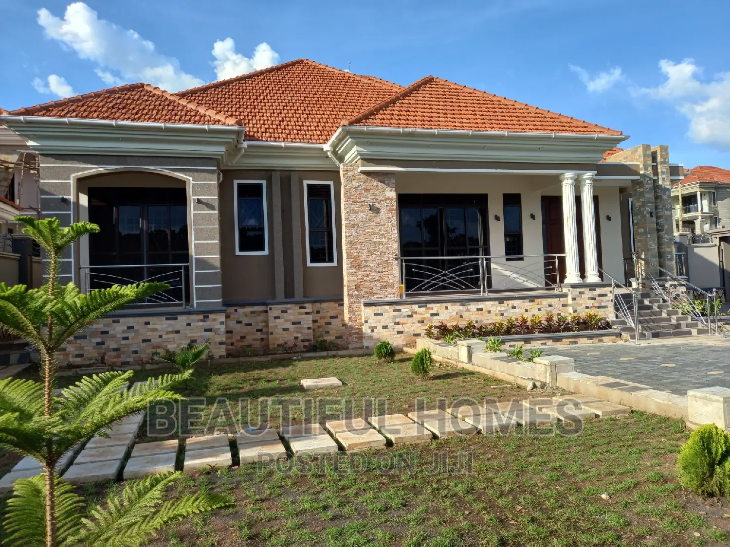 Furnished 5bdrm Bungalow in Kira All Tarmack for sale in Kira