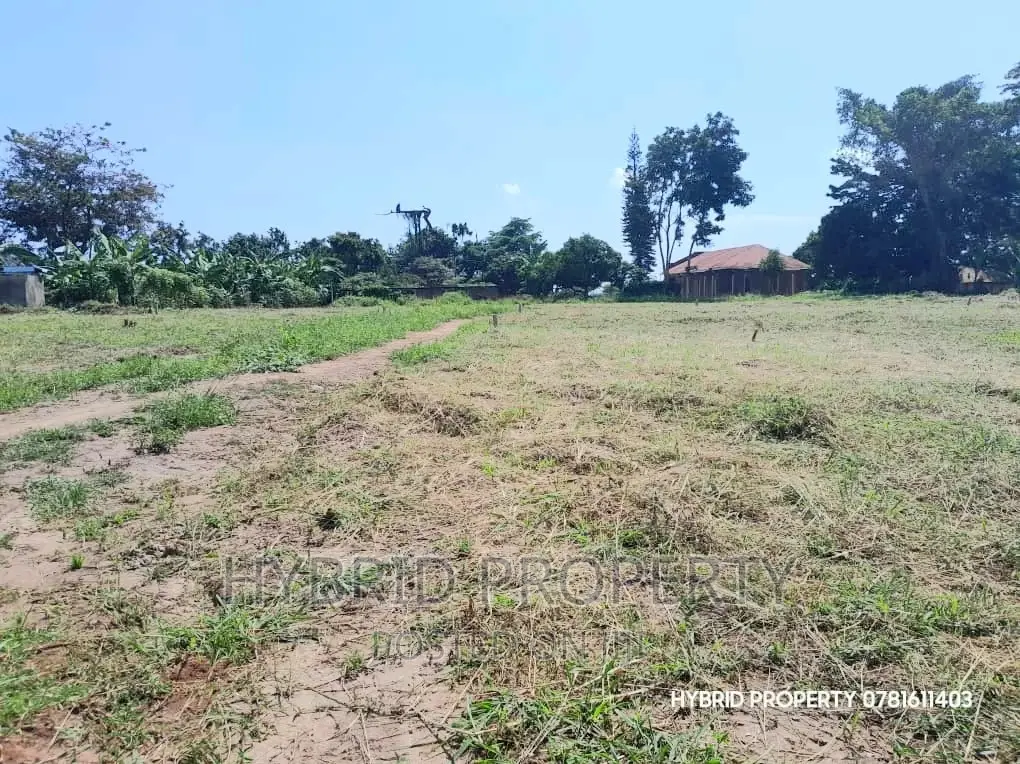 Commercial Plots for Sale at Wakiso Town Phase III~Hoima Rd. in Wakiso / Wakiso