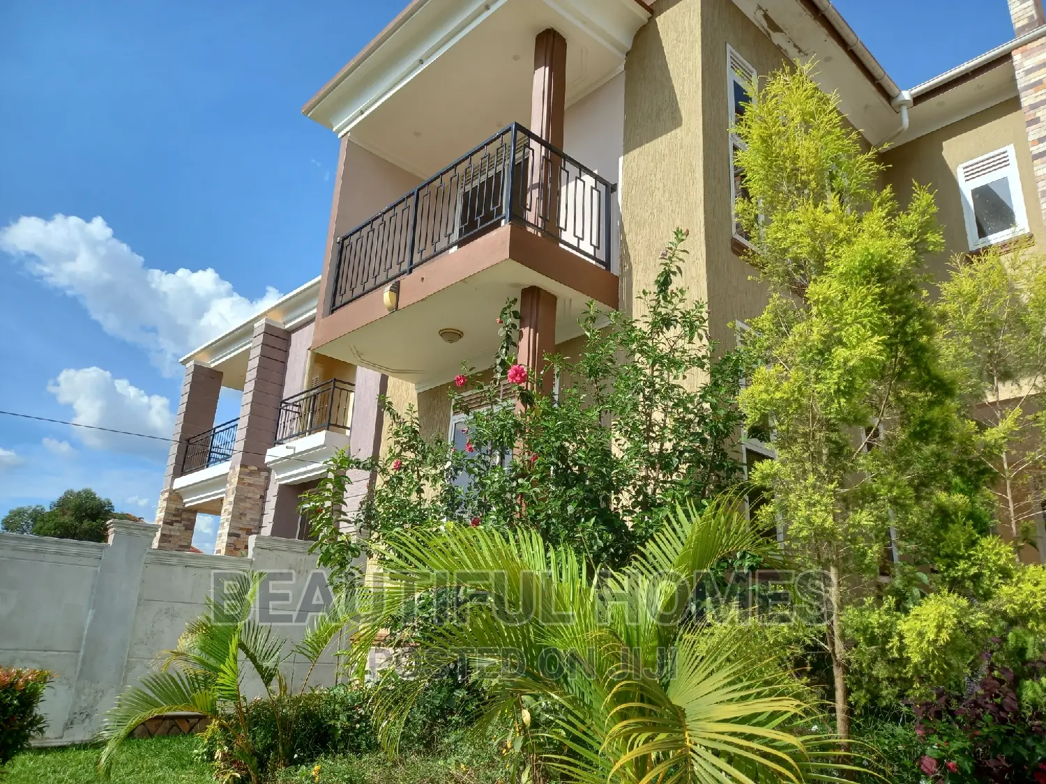 Furnished 4bdrm Maisonette in Kira for sale in Kira