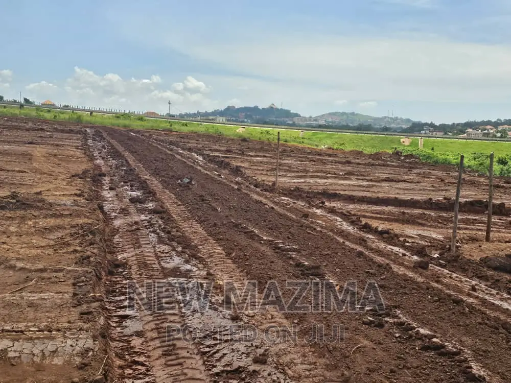 New Estate of Fancy Plots Overlooking Akhright City Ntebe Rd in Central Division