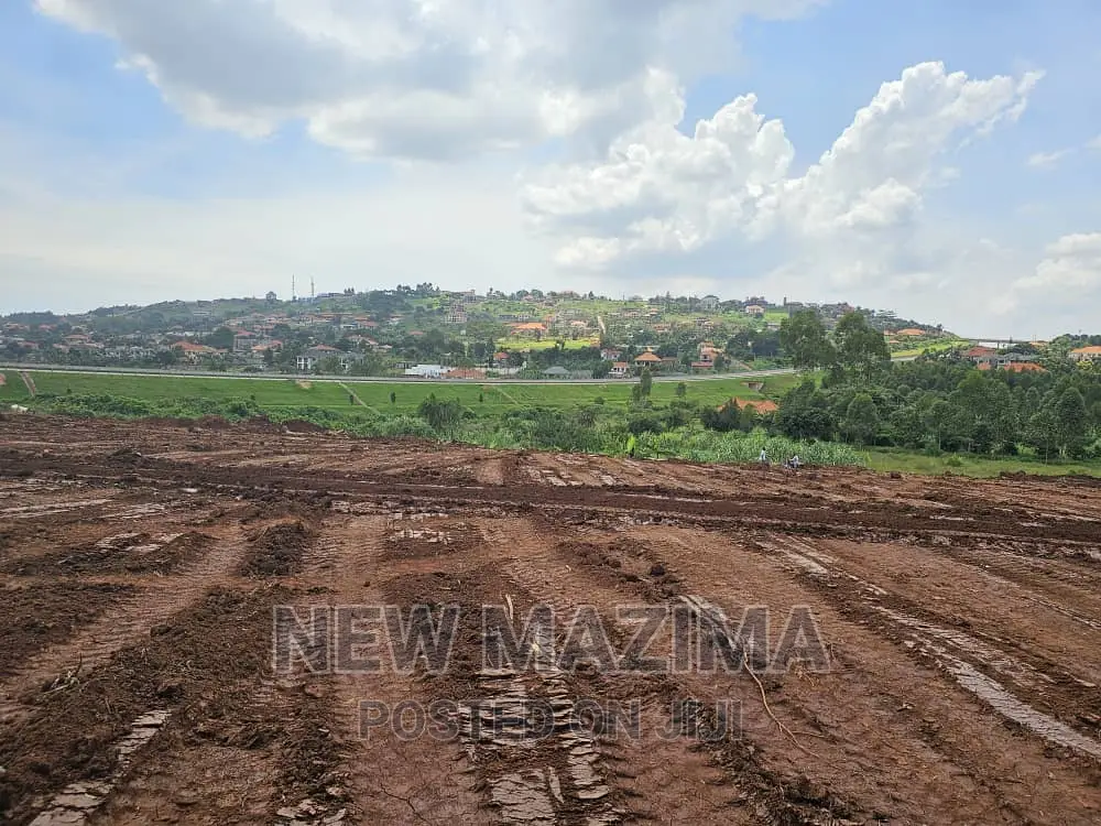 New Estate of Fancy Plots Overlooking Akhright City Ntebe Rd in Central Division