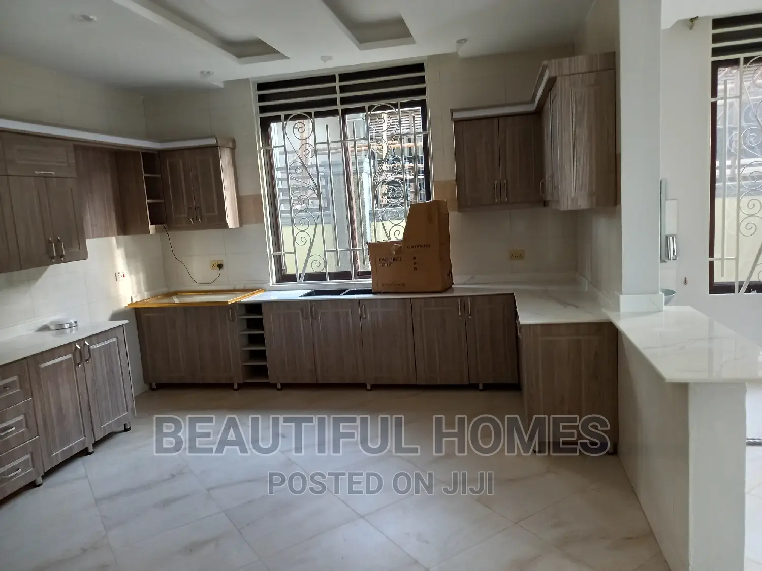 Furnished 6bdrm Mansion in Kira Mamerito Road for sale in Kira