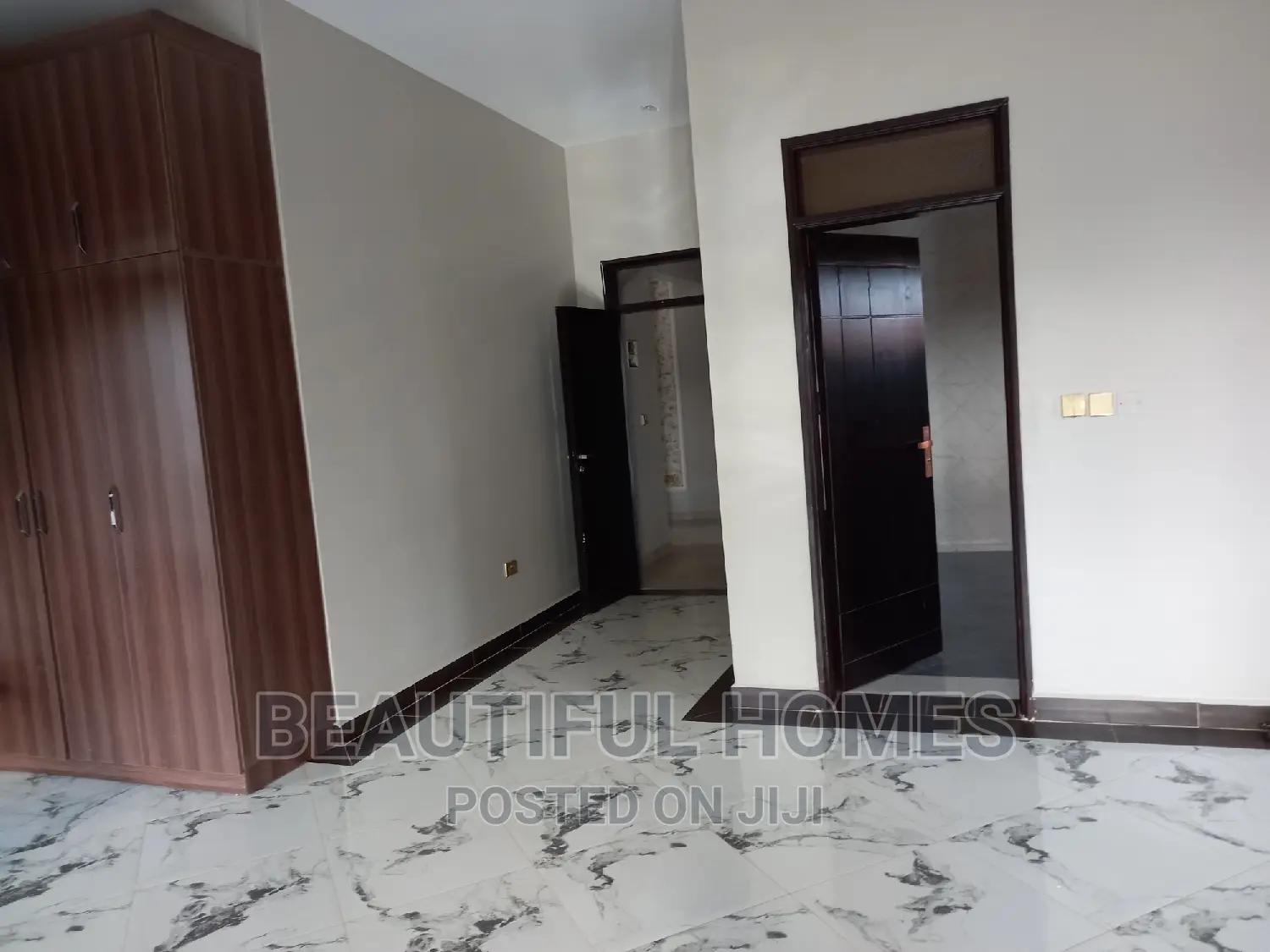 Furnished 6bdrm Mansion in Kira Mamerito Road for sale in Kira