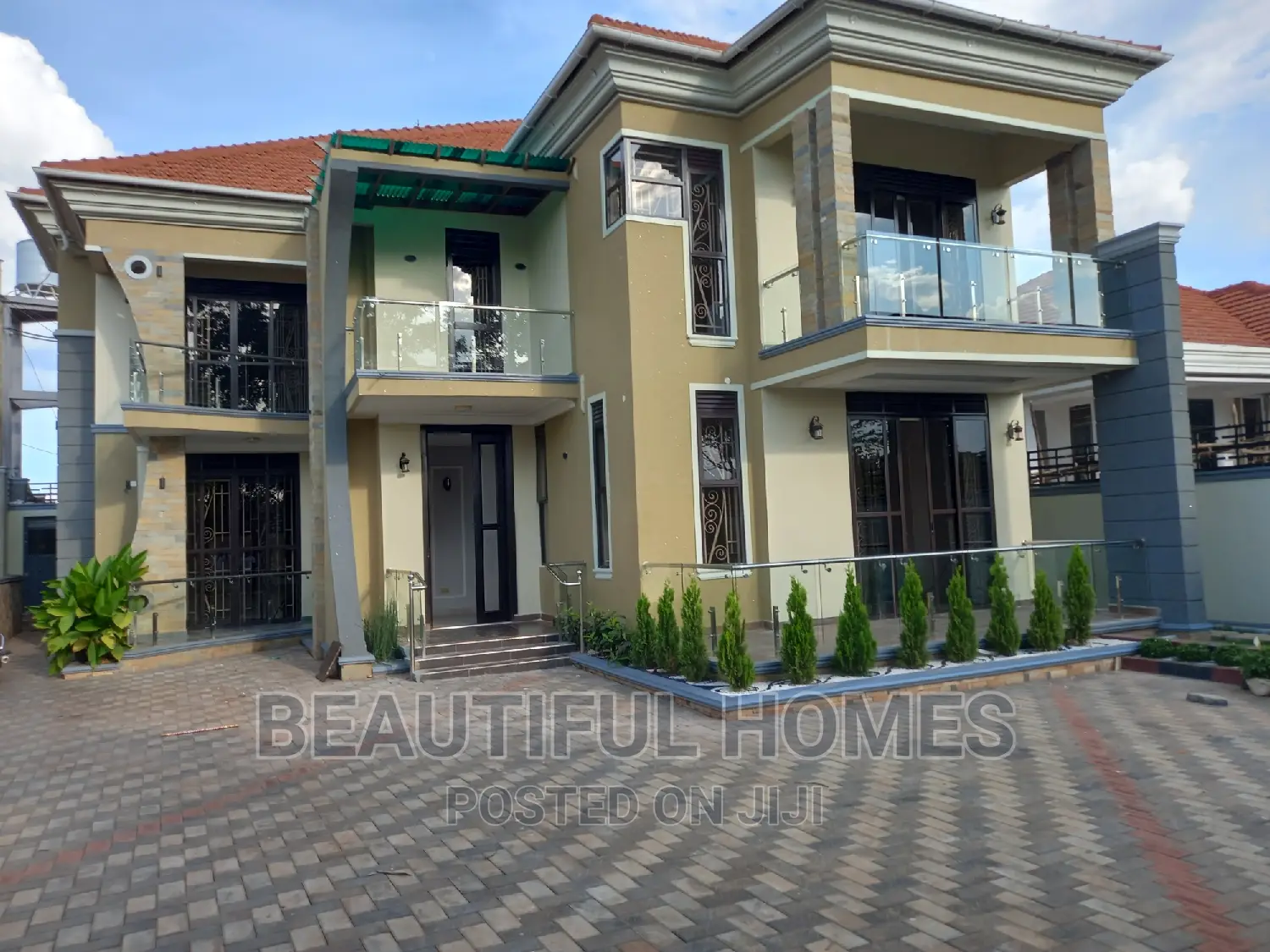 Furnished 6bdrm Mansion in Kira Posh for sale in Kira