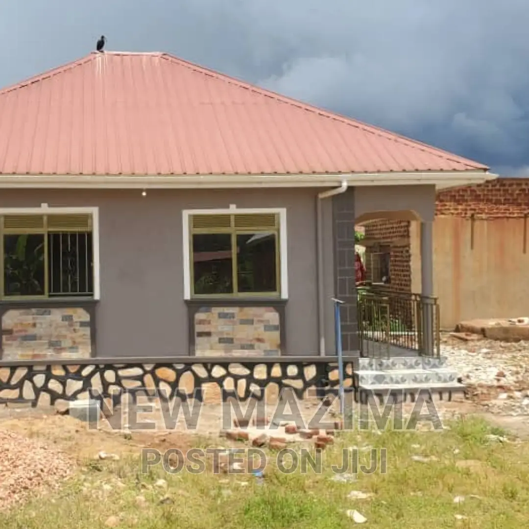 2bdrm Bungalow in Rubaga Bunamwaya, Central Division for sale in Central Division
