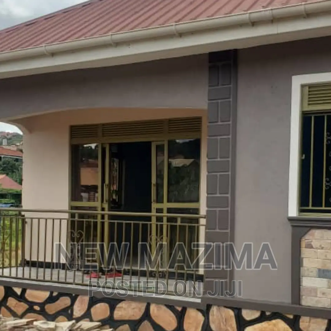2bdrm Bungalow in Rubaga Bunamwaya, Central Division for sale in Central Division