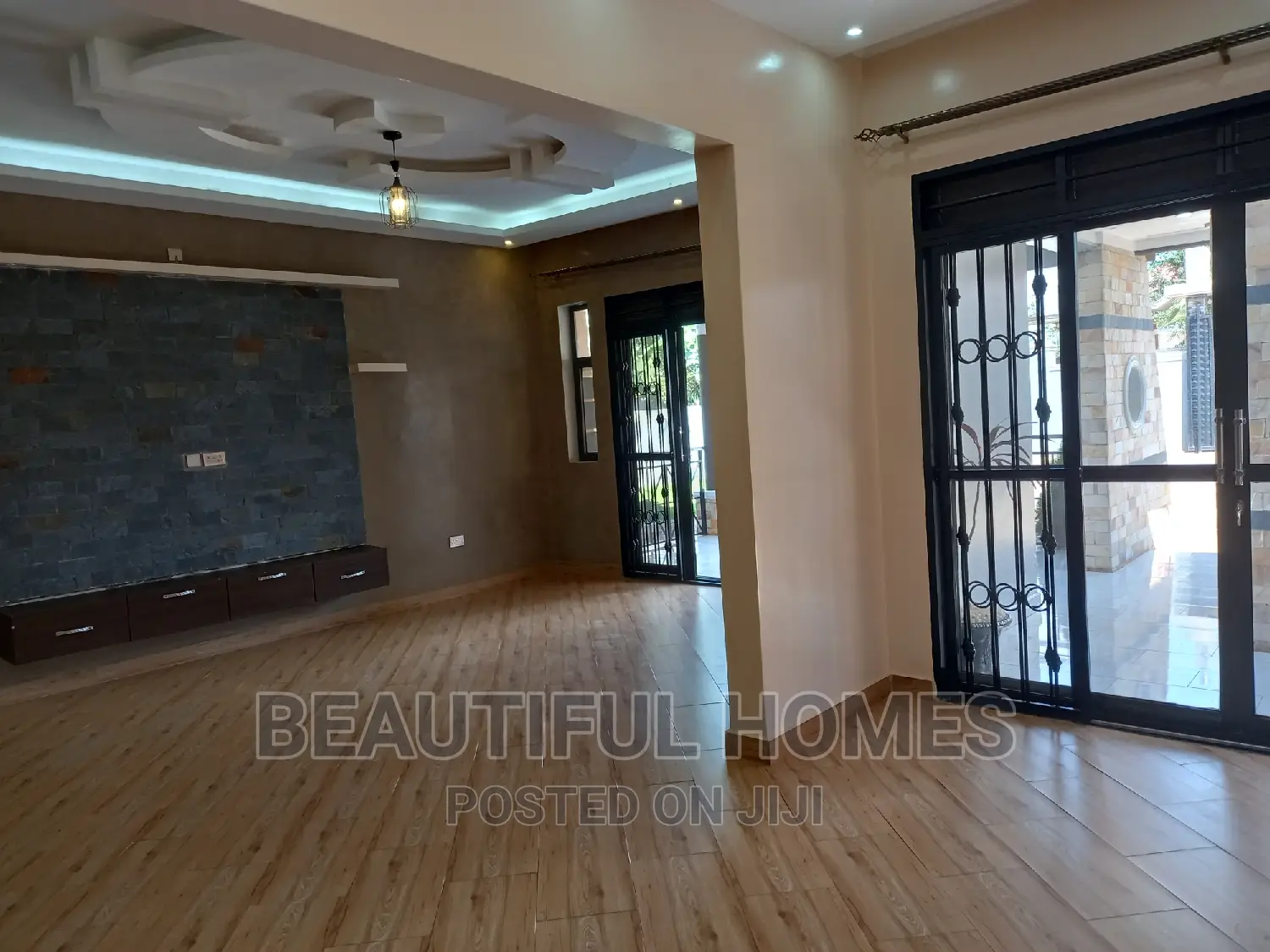 Furnished 4bdrm Bungalow in Kira for sale in Kira