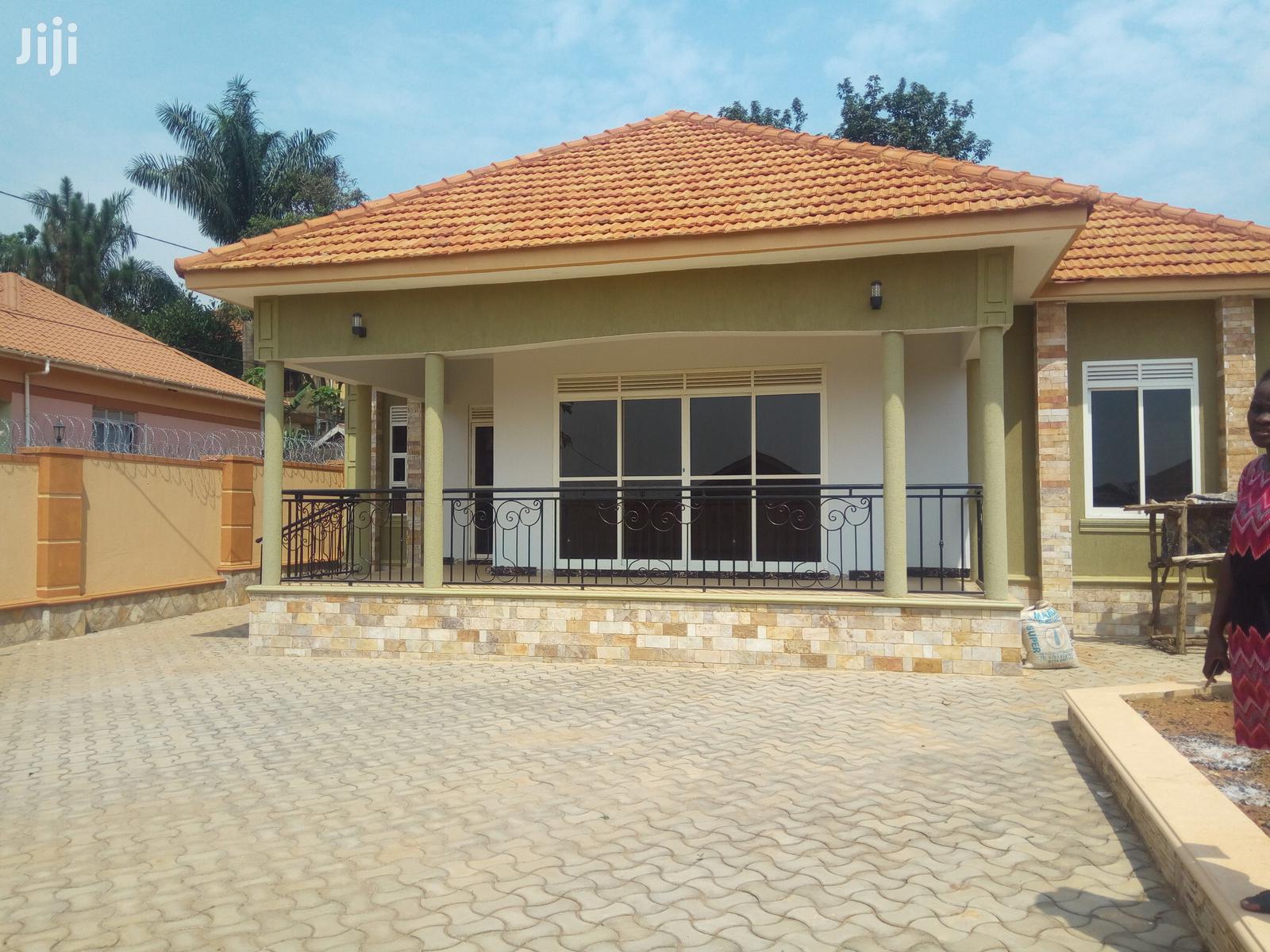 Kira Five Star Mansion on Sell in Kampala