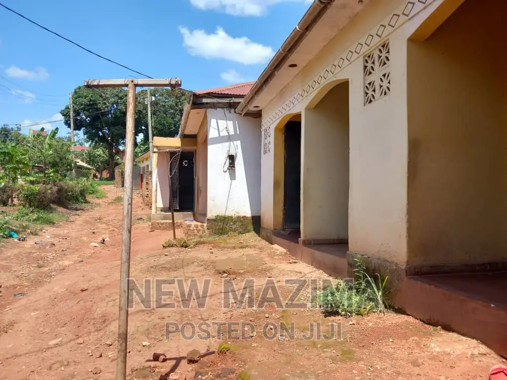 3bdrm House in Bulenga Town, Central Division for sale in Central Division