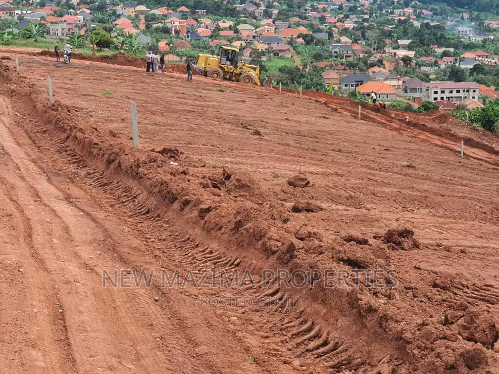 New Estate Heart of Kitende Ntebe Rd With Redy Private Title in Central Division