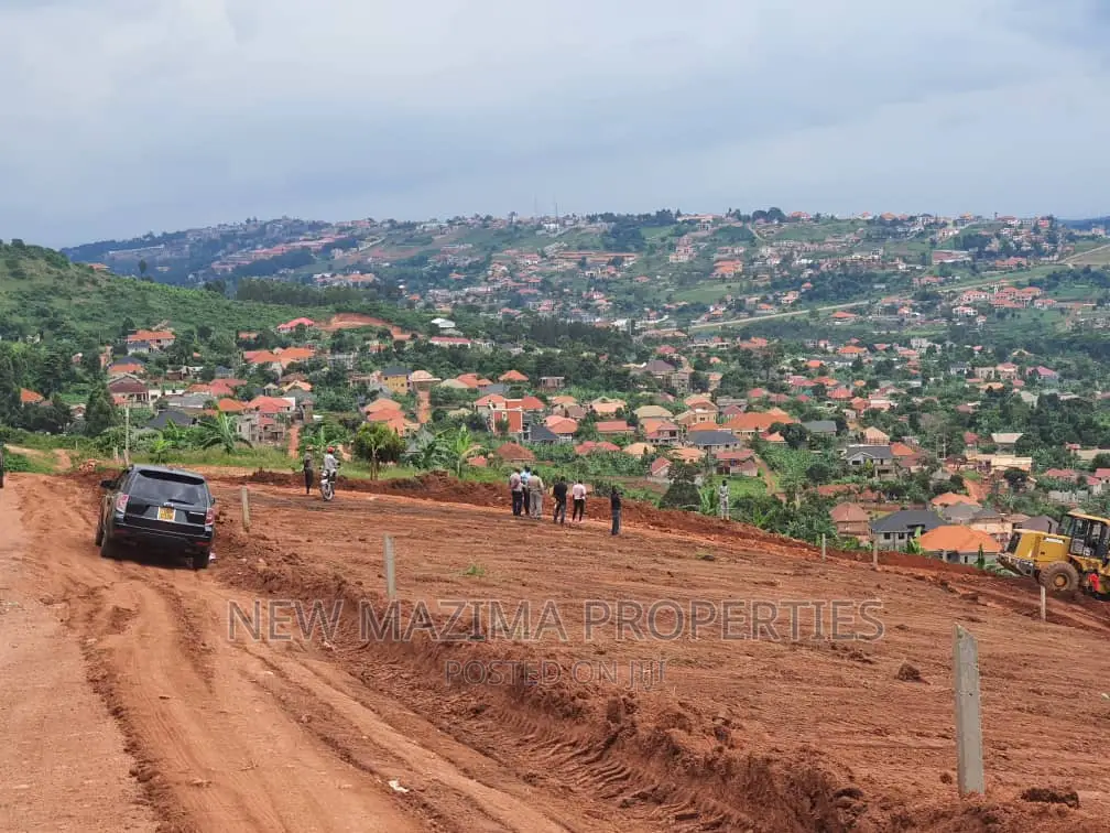 New Estate Heart of Kitende Ntebe Rd With Redy Private Title in Central Division
