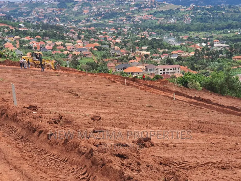 New Estate Heart of Kitende Ntebe Rd With Redy Private Title in Central Division